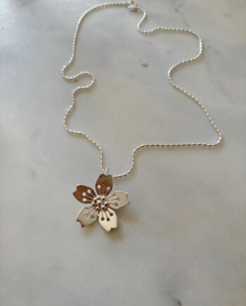 Collar Flor cerezo
