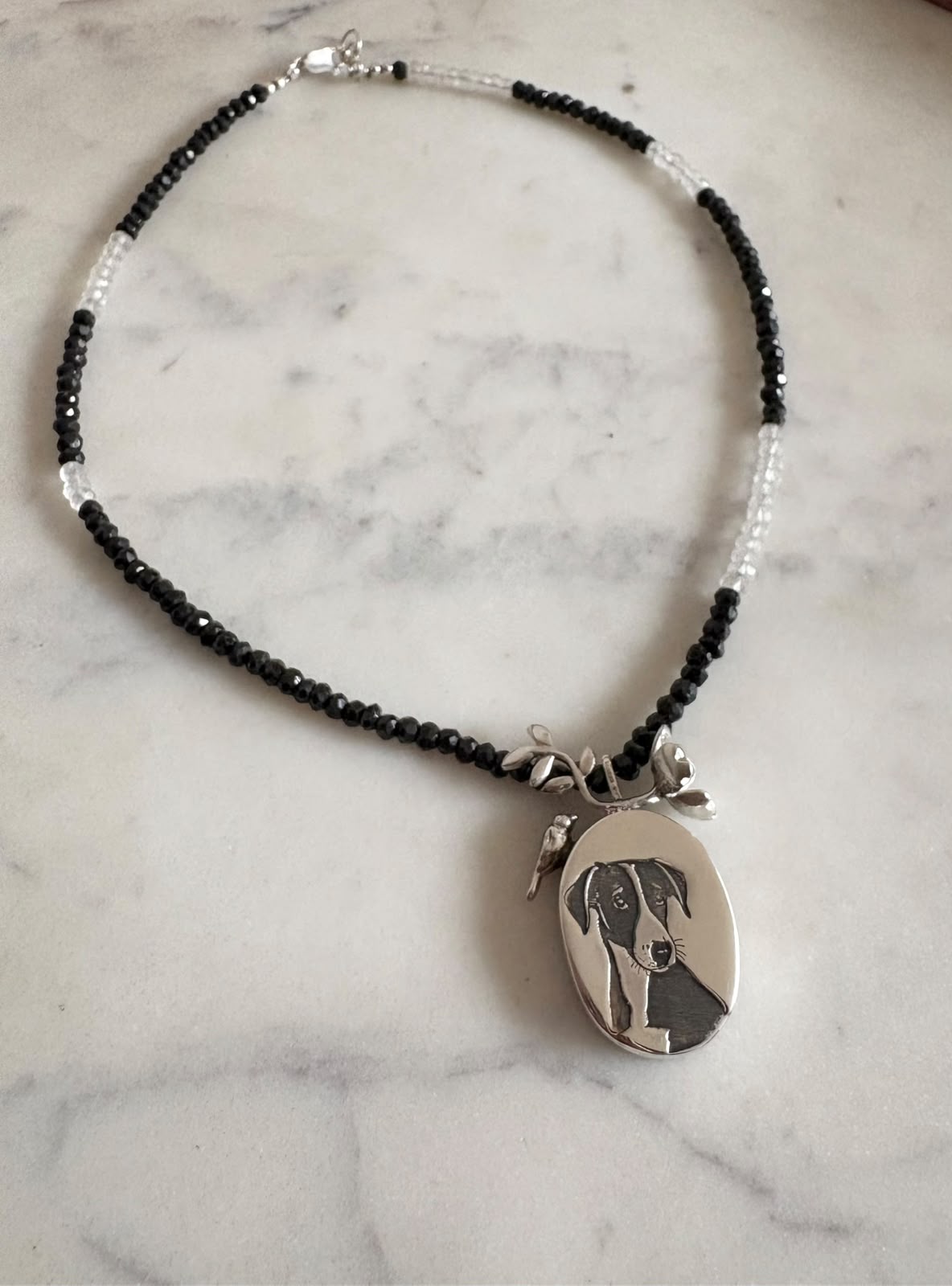 Collar Canelo